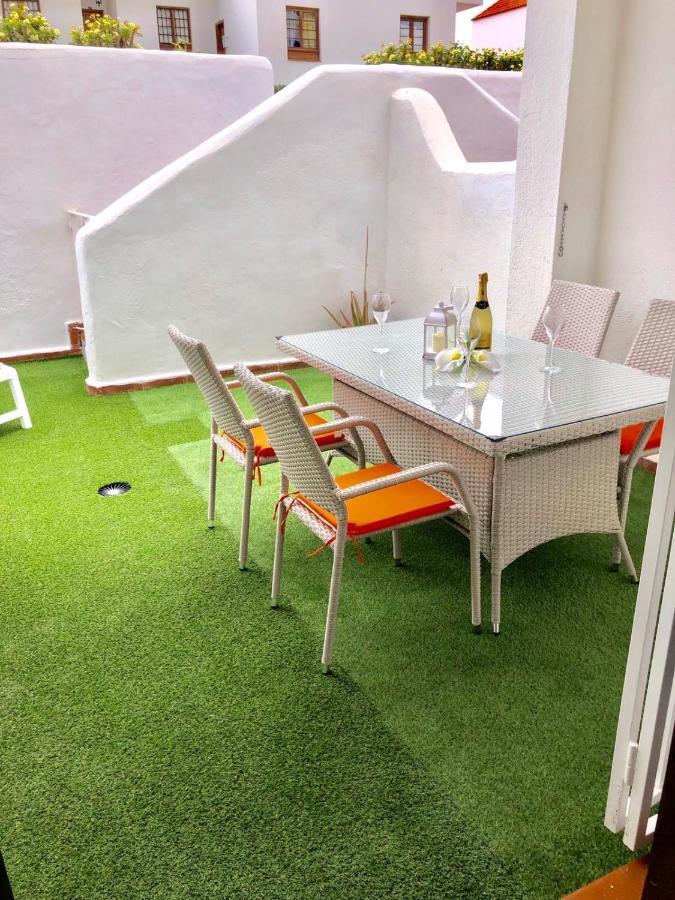 Large Loft In Los Cristianos With Wi-Fi And Pool Arona  Bagian luar foto