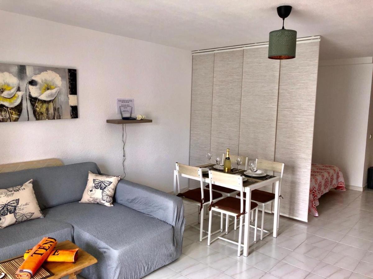 Large Loft In Los Cristianos With Wi-Fi And Pool Arona  Bagian luar foto